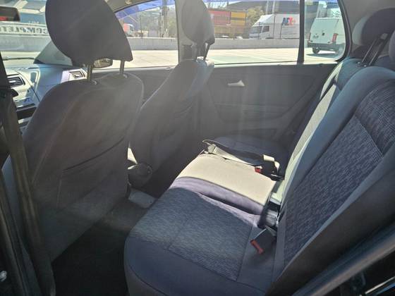 VOLKSWAGEN FOX 1.0 MI 8V FLEX 4P MANUAL